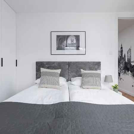 Lux Kosciuszki 39 With Parking, Gym, Sauna & Swimming Pool By Renters Prestige *